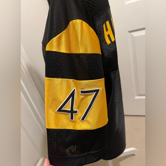 PINK Iowa Hawkeyes Jersey - Picture 5 of 7